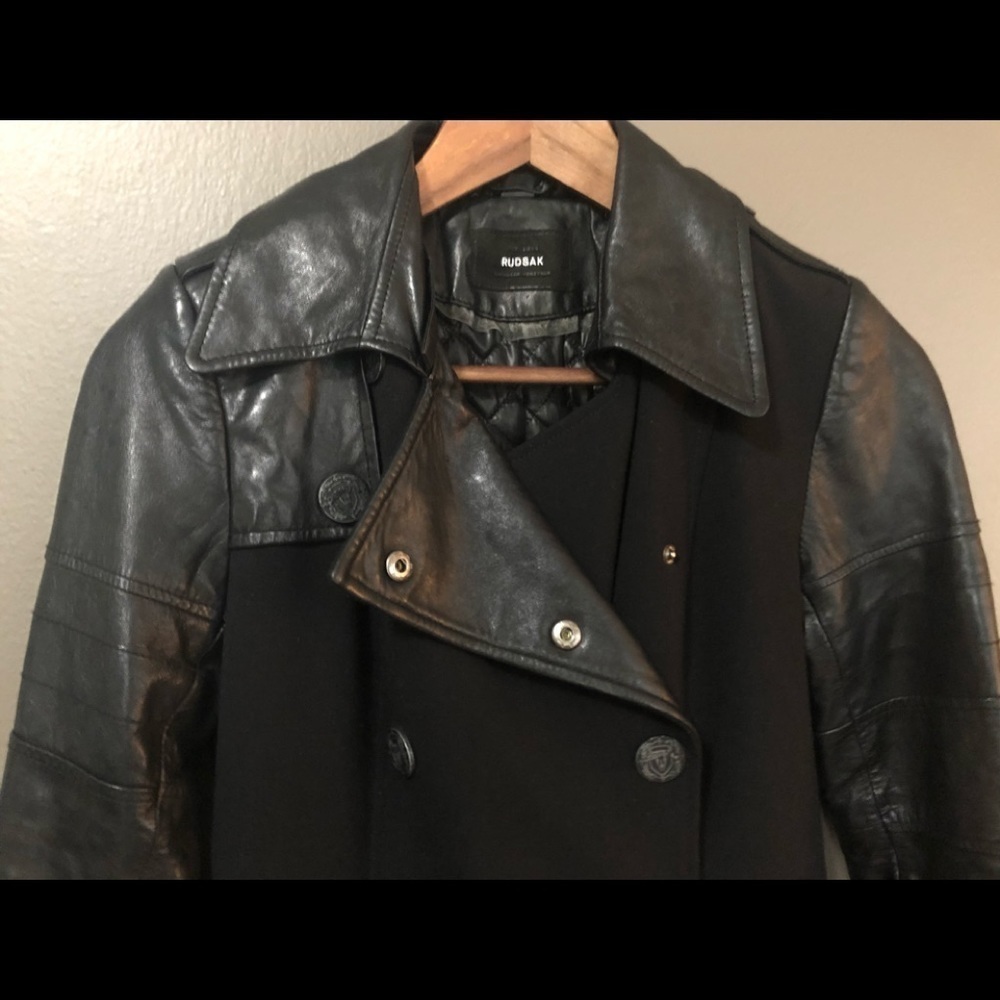 ⭐️HP⭐️ RUDSAK Leather & Black coat size Xsmall. - Picture 1 of 8